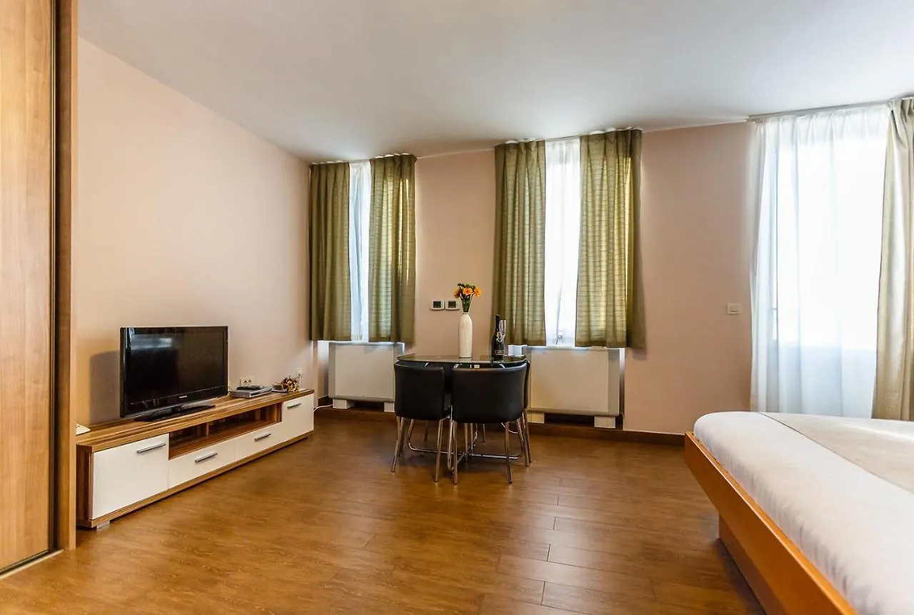Guest house Central Apartments Near The Beach Malinska