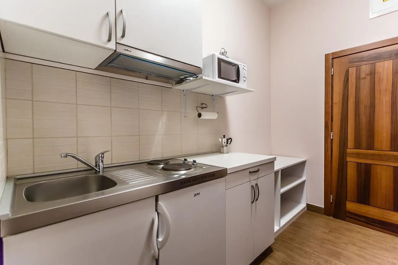 Central Apartments Near The Beach Malinska Croatia