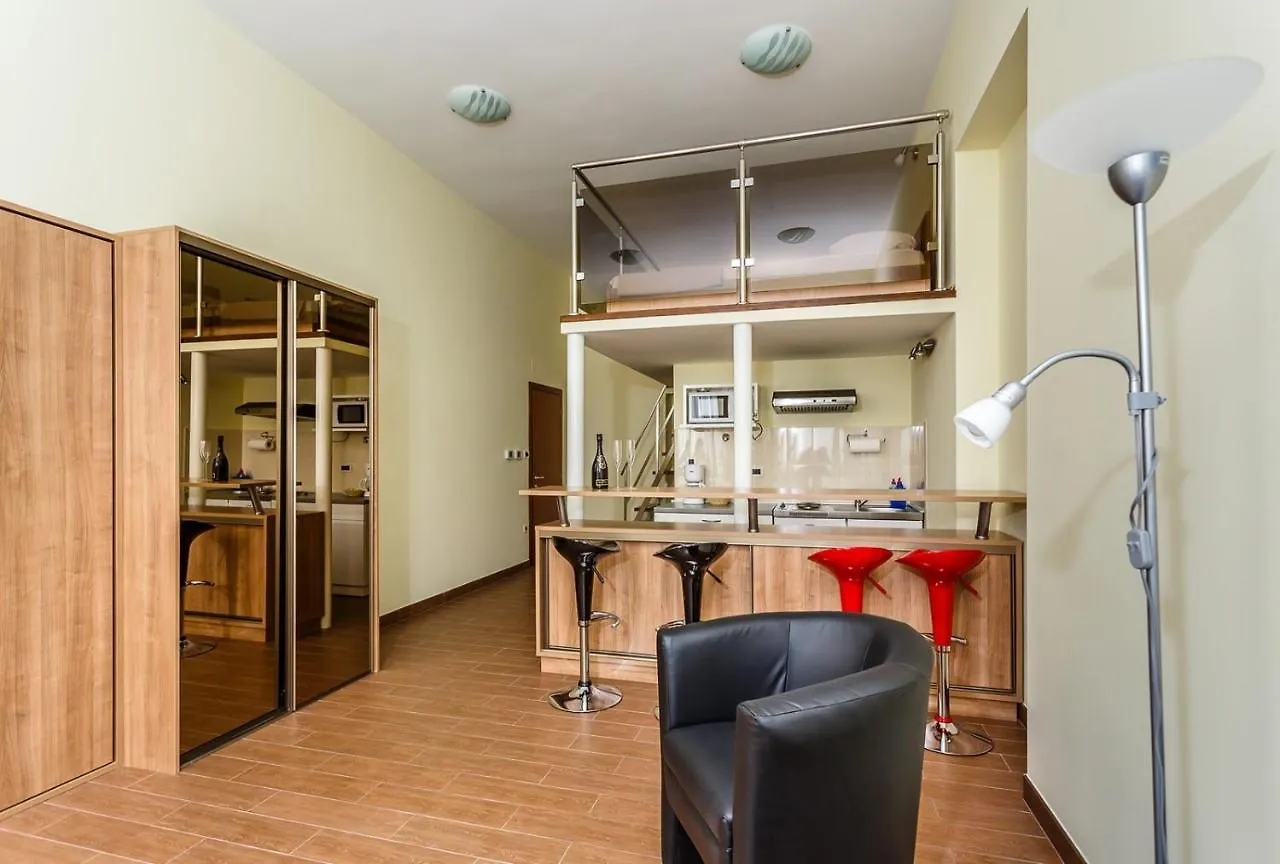 Guest house Central Apartments Near The Beach Malinska