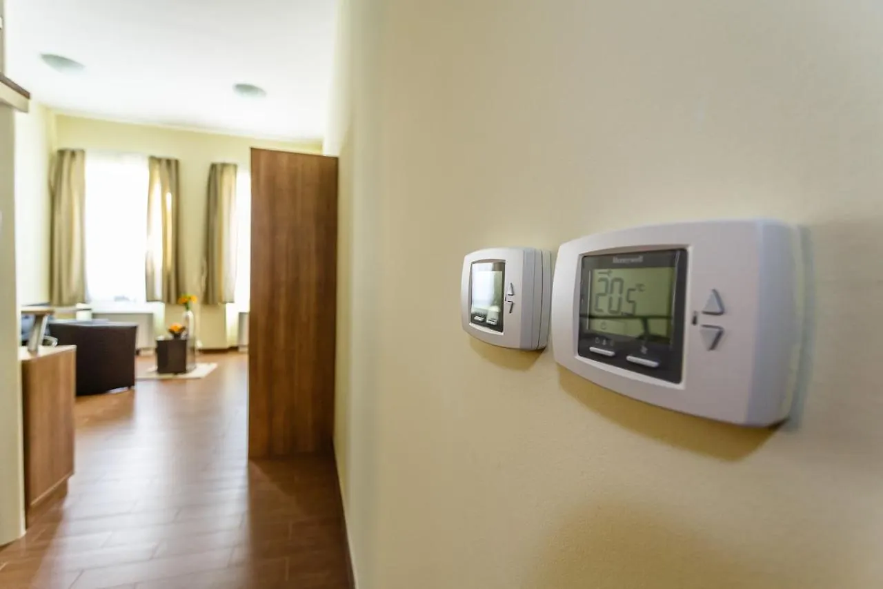 Central Apartments Near The Beach Malinska Guest house