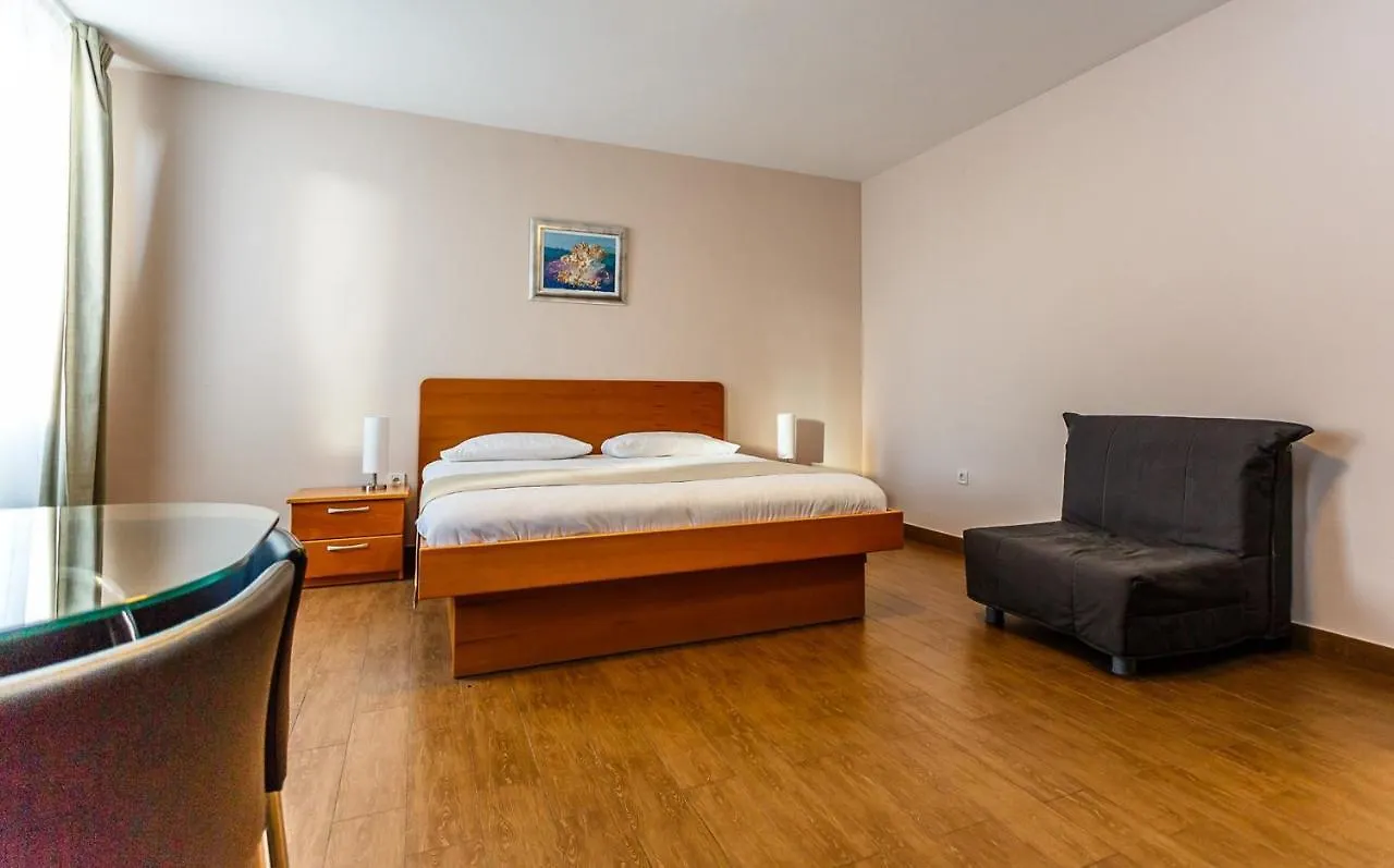 Guest house Central Apartments Near The Beach Malinska