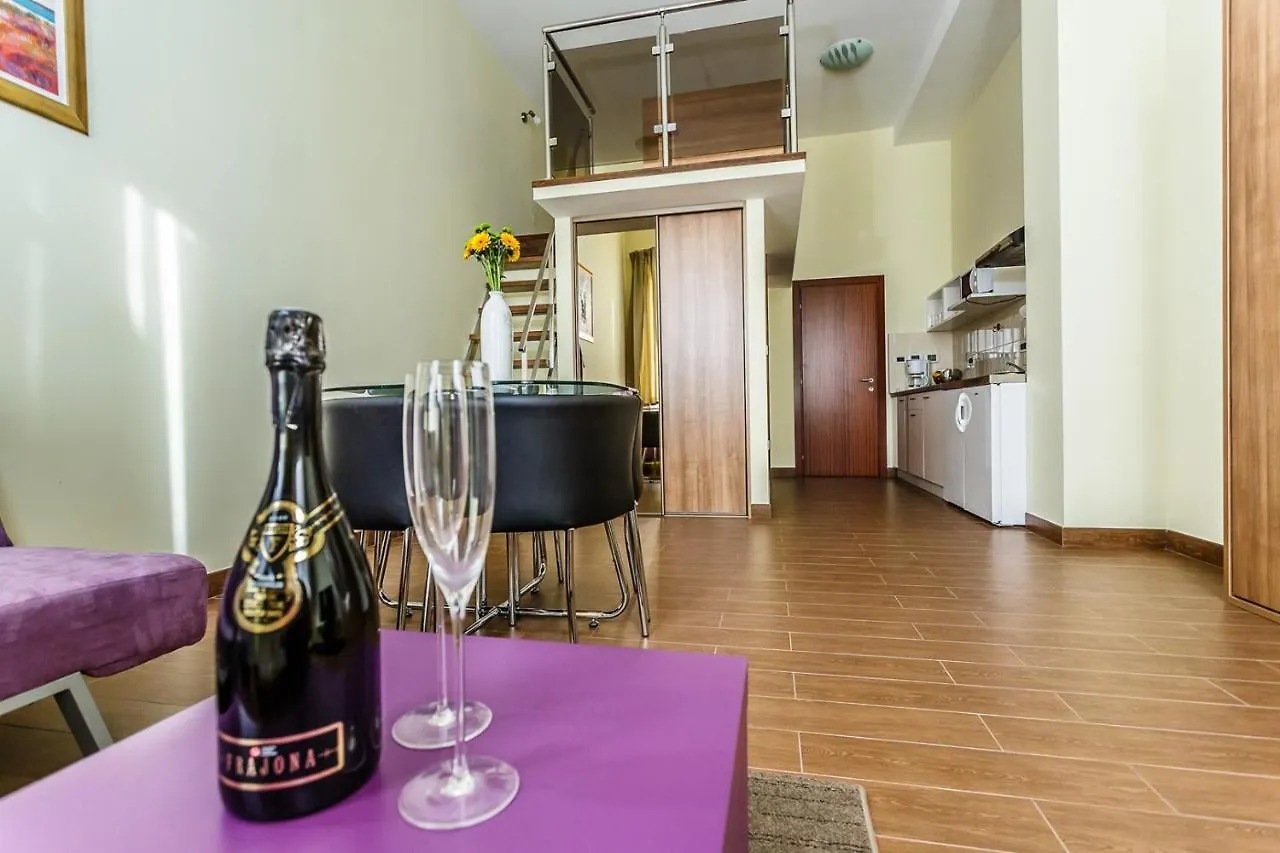 Central Apartments Near The Beach Malinska Croatia