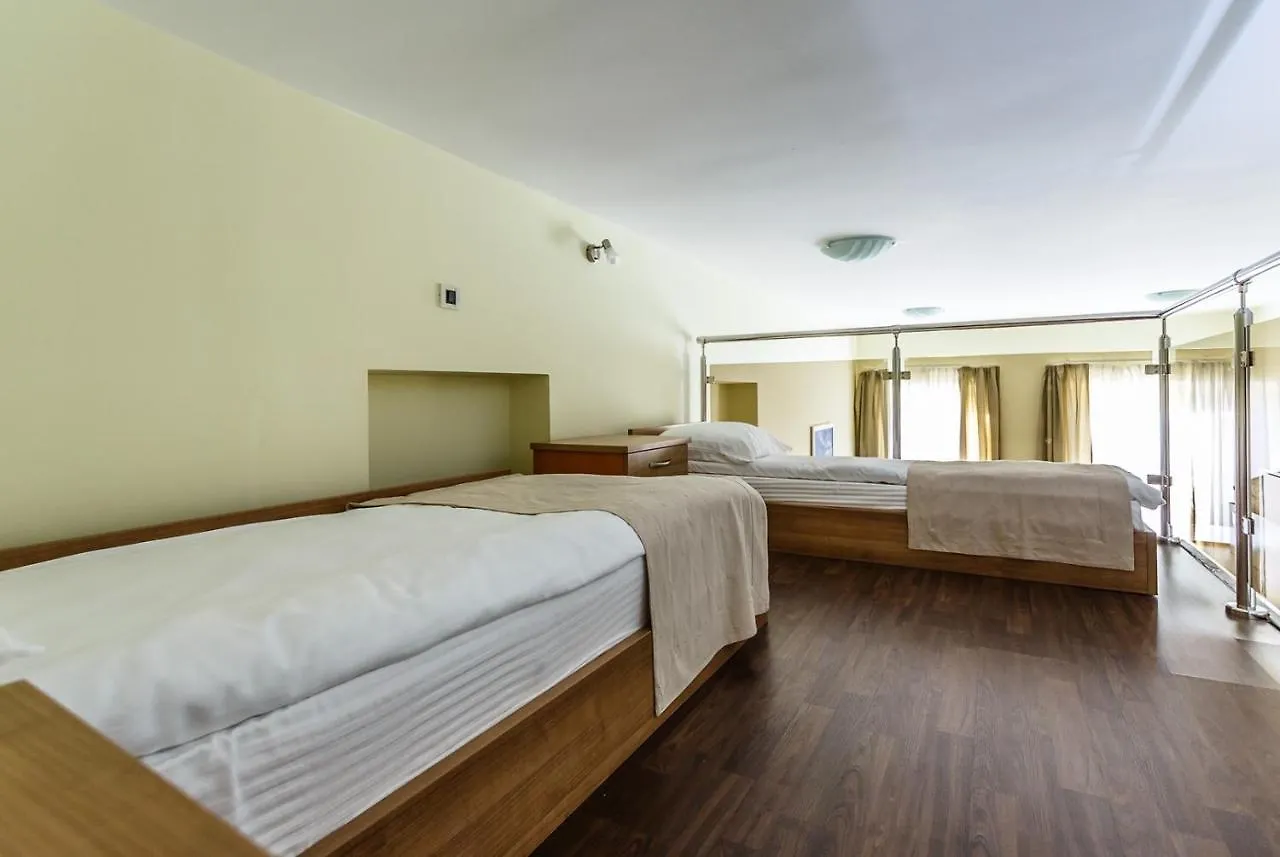 Central Apartments Near The Beach Malinska Guest house