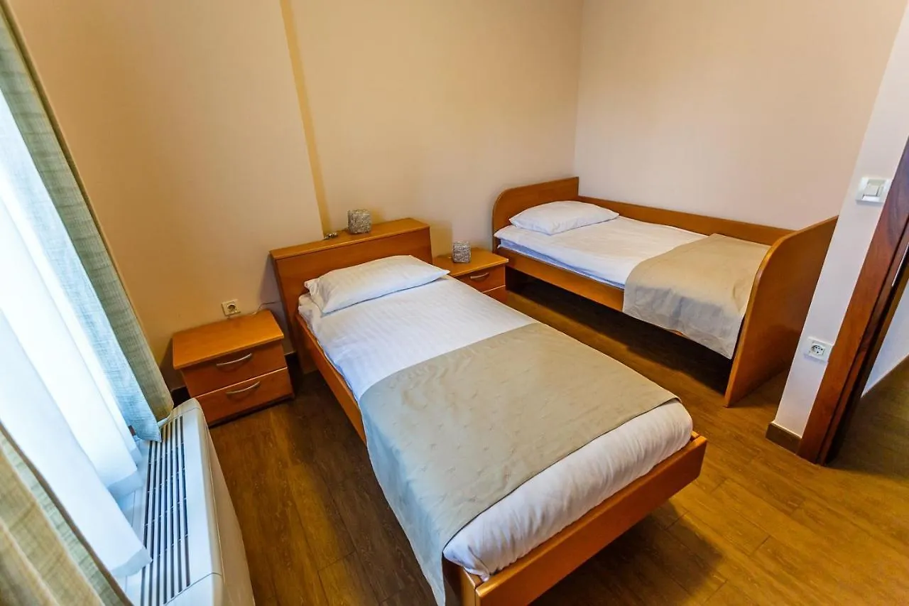 Central Apartments Near The Beach Malinska