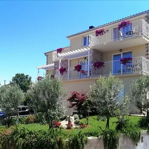4* Affittacamere Olei